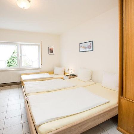 Hotel Pizzeria Venezia Sohren Bagian luar foto